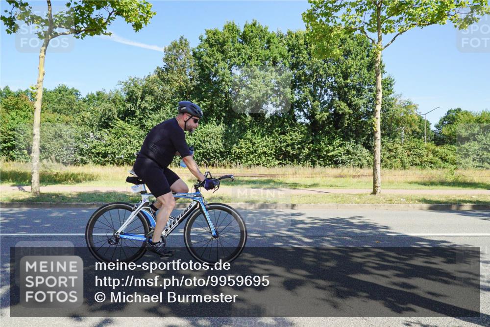 09.08.2026 - GEWOBA Citytriathlon Bremen Michael Burmester http://msf.ph/oto/9959695 09.08.2026 12:28:44 Radfahren 610, 619, 652, 658, 691, 698, 703, 719, 795, 969 meine-sportfotos.de
