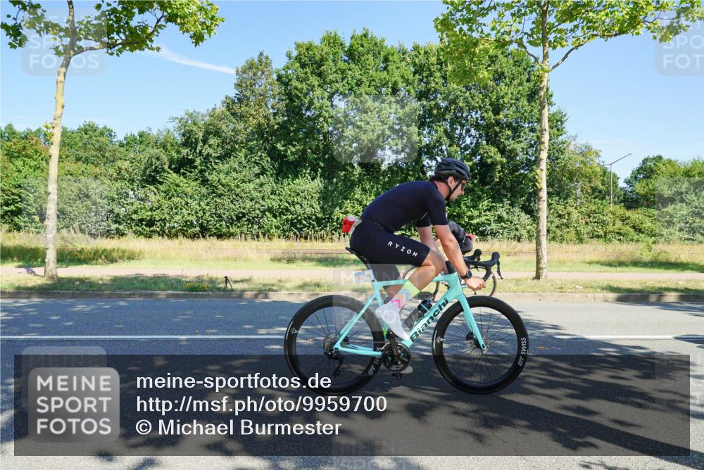 09.08.2026 - GEWOBA Citytriathlon Bremen Michael Burmester http://msf.ph/oto/9959700 09.08.2026 12:28:50 Radfahren 556, 619, 652, 658, 691, 703, 719, 764, 795, 843, 969 meine-sportfotos.de