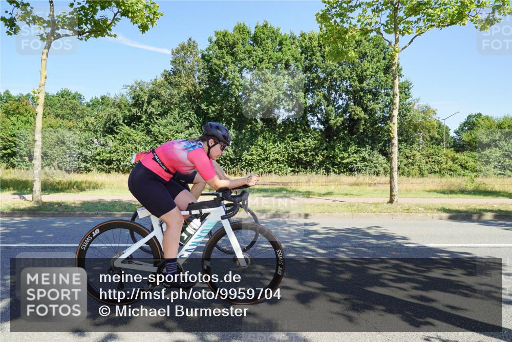 09.08.2026 - GEWOBA Citytriathlon Bremen Michael Burmester http://msf.ph/oto/9959704 09.08.2026 12:28:53 Radfahren 556, 619, 658, 688, 691, 703, 764, 795, 843, 878, 969 meine-sportfotos.de