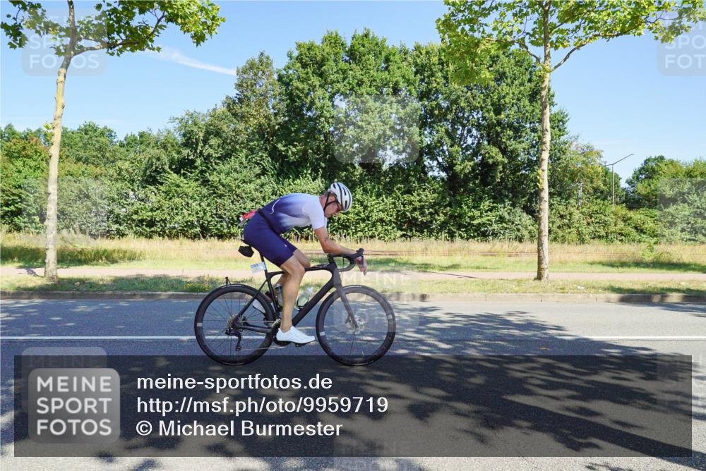 09.08.2026 - GEWOBA Citytriathlon Bremen Michael Burmester http://msf.ph/oto/9959719 09.08.2026 12:29:13 Radfahren 112, 540, 551, 563, 632, 688, 692, 723, 771, 791, 835, 1007, 1141 meine-sportfotos.de