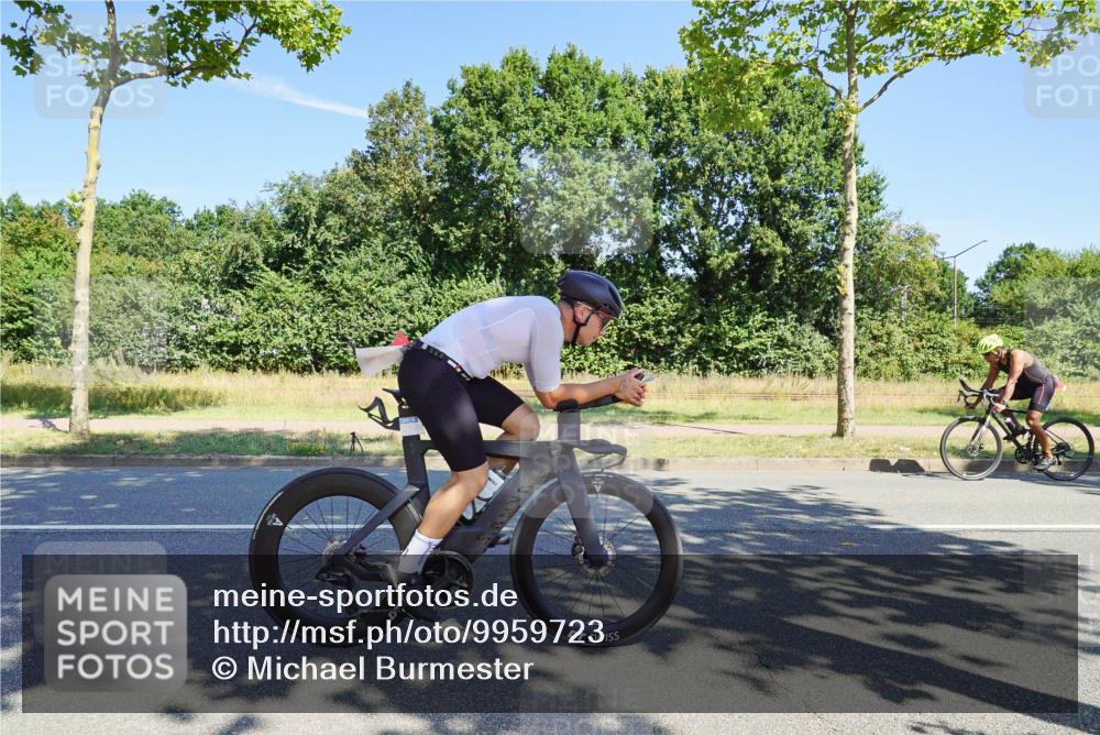 09.08.2026 - GEWOBA Citytriathlon Bremen Michael Burmester http://msf.ph/oto/9959723 09.08.2026 12:29:20 Radfahren 551, 632, 723, 724, 771, 791, 811, 835, 1007 meine-sportfotos.de