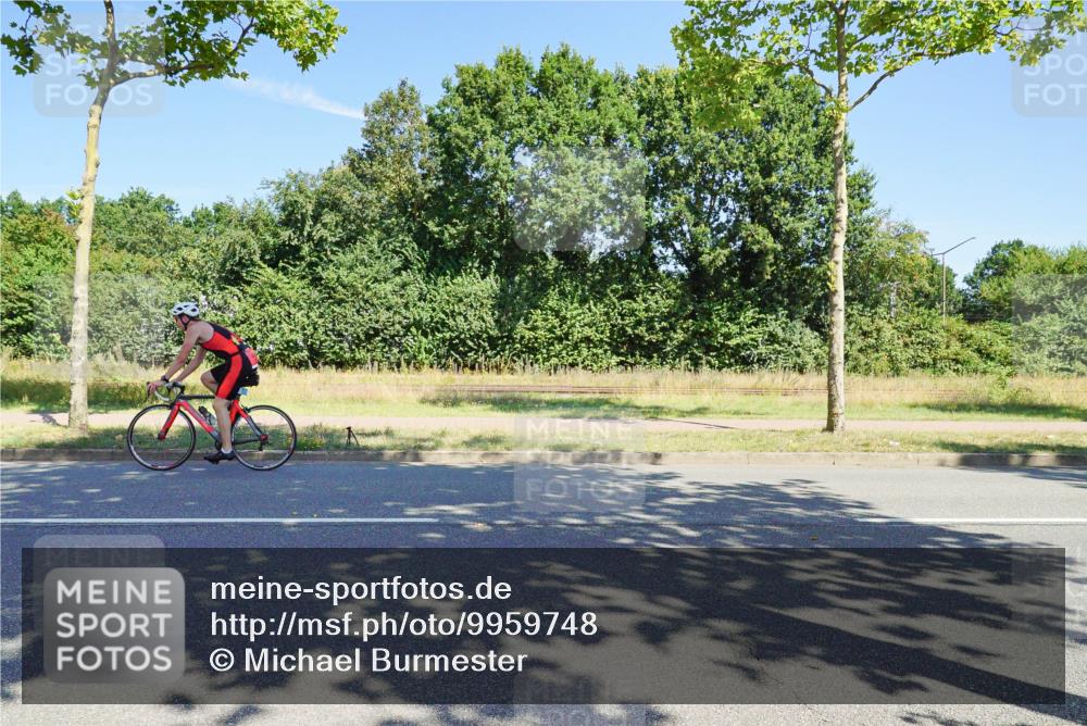 09.08.2026 - GEWOBA Citytriathlon Bremen Michael Burmester http://msf.ph/oto/9959748 09.08.2026 12:30:05 Radfahren 593, 616, 963, 964, 967, 1004, 1128 meine-sportfotos.de