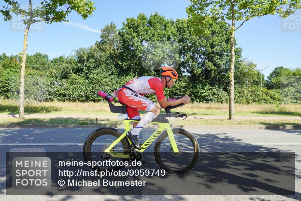 09.08.2026 - GEWOBA Citytriathlon Bremen Michael Burmester http://msf.ph/oto/9959749 09.08.2026 12:30:06 Radfahren 593, 616, 963, 964, 967, 1004, 1128 meine-sportfotos.de