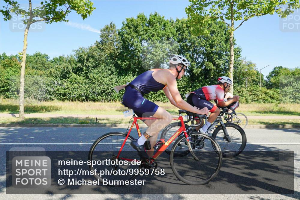 09.08.2026 - GEWOBA Citytriathlon Bremen Michael Burmester http://msf.ph/oto/9959758 09.08.2026 12:30:22 Radfahren 591, 605, 677, 683, 746, 747, 1004, 1116, 1149 meine-sportfotos.de