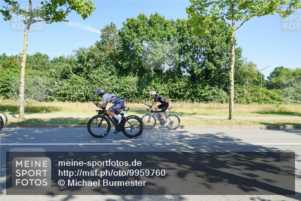09.08.2026 - GEWOBA Citytriathlon Bremen Michael Burmester http://msf.ph/oto/9959760 09.08.2026 12:30:23 Radfahren 591, 605, 677, 683, 746, 747, 1116, 1149 meine-sportfotos.de