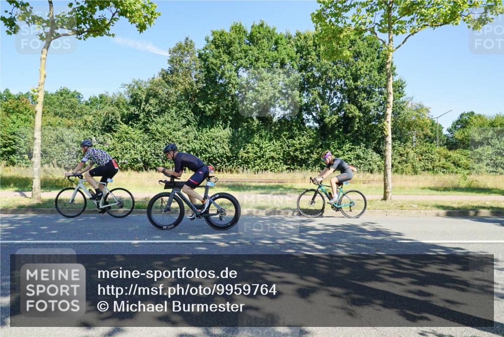 09.08.2026 - GEWOBA Citytriathlon Bremen Michael Burmester http://msf.ph/oto/9959764 09.08.2026 12:30:27 Radfahren 544, 591, 605, 677, 683, 746, 747, 959, 993, 1116, 1117, 1149 meine-sportfotos.de