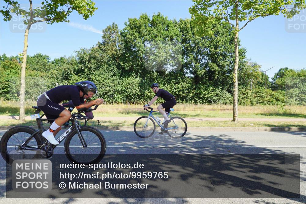 09.08.2026 - GEWOBA Citytriathlon Bremen Michael Burmester http://msf.ph/oto/9959765 09.08.2026 12:30:27 Radfahren 544, 591, 605, 677, 683, 746, 747, 959, 993, 1116, 1117, 1149 meine-sportfotos.de