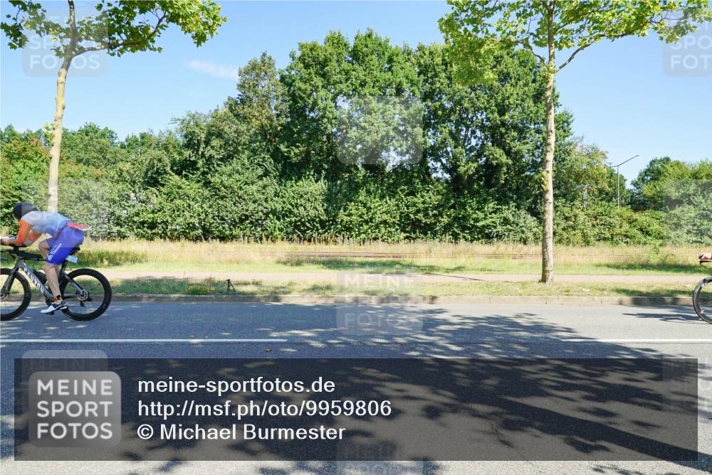 09.08.2026 - GEWOBA Citytriathlon Bremen Michael Burmester http://msf.ph/oto/9959806 09.08.2026 12:31:25 Radfahren 561, 589, 592, 645, 646, 685, 686, 710, 775, 793, 909, 1101, 1150 meine-sportfotos.de
