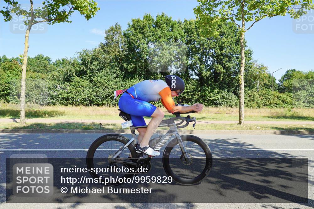 09.08.2026 - GEWOBA Citytriathlon Bremen Michael Burmester http://msf.ph/oto/9959829 09.08.2026 12:32:07 Radfahren 579, 650, 883, 884, 924, 955, 990 meine-sportfotos.de