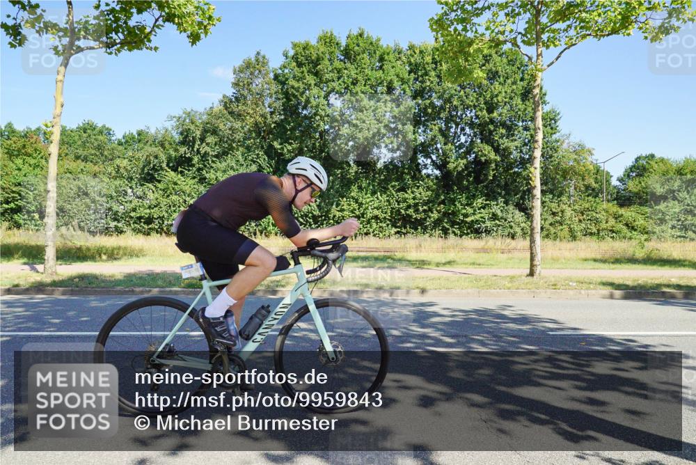 09.08.2026 - GEWOBA Citytriathlon Bremen Michael Burmester http://msf.ph/oto/9959843 09.08.2026 12:32:31 Radfahren 590, 594, 680, 765, 874, 1006, 1008 meine-sportfotos.de