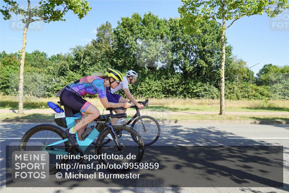 09.08.2026 - GEWOBA Citytriathlon Bremen Michael Burmester http://msf.ph/oto/9959859 09.08.2026 12:32:59 Radfahren 582, 636, 875, 921, 1016, 1137 meine-sportfotos.de