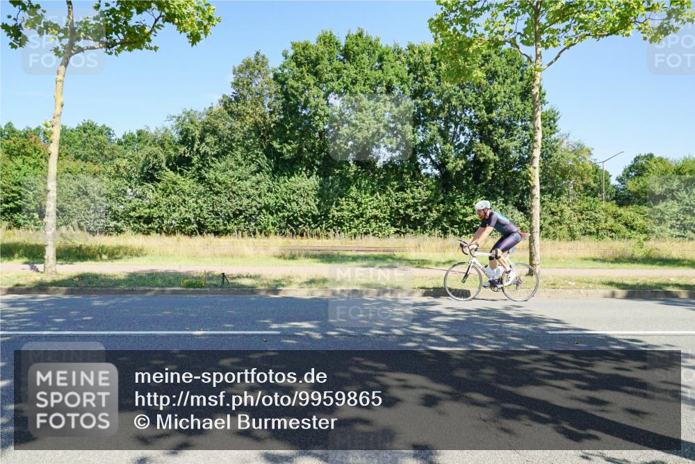 09.08.2026 - GEWOBA Citytriathlon Bremen Michael Burmester http://msf.ph/oto/9959865 09.08.2026 12:33:17 Radfahren 730, 769, 879, 930, 1006 meine-sportfotos.de