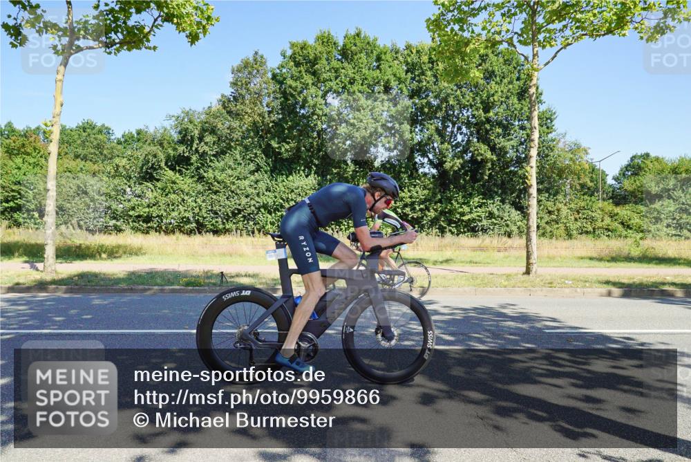 09.08.2026 - GEWOBA Citytriathlon Bremen Michael Burmester http://msf.ph/oto/9959866 09.08.2026 12:33:19 Radfahren 730, 769, 879, 930, 1006 meine-sportfotos.de
