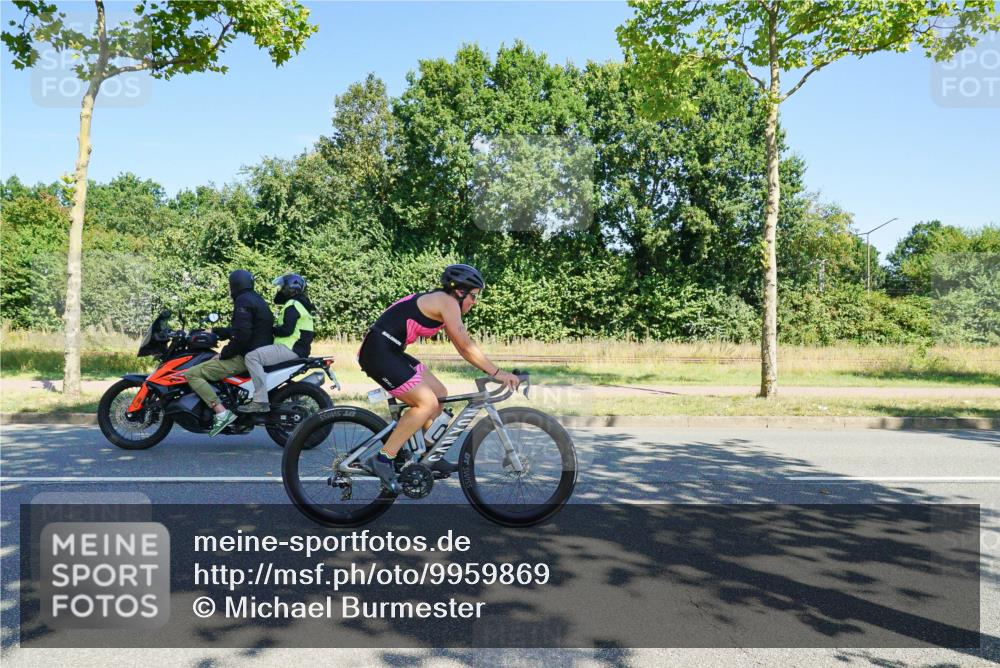 09.08.2026 - GEWOBA Citytriathlon Bremen Michael Burmester http://msf.ph/oto/9959869 09.08.2026 12:33:22 Radfahren 730, 769, 879, 880, 930, 1133 meine-sportfotos.de