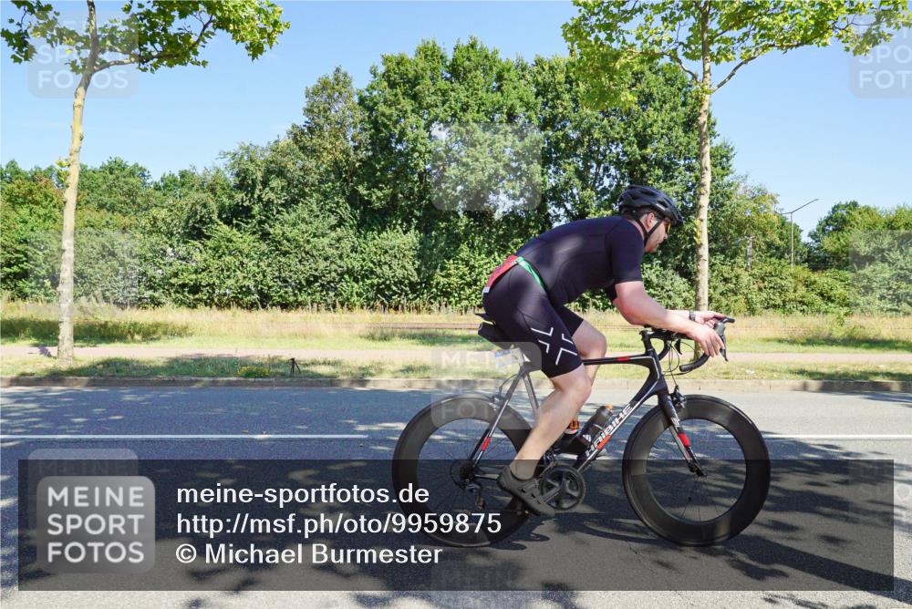 09.08.2026 - GEWOBA Citytriathlon Bremen Michael Burmester http://msf.ph/oto/9959875 09.08.2026 12:33:35 Radfahren 583, 615, 648, 679, 717, 769, 784, 880, 1006, 1133 meine-sportfotos.de