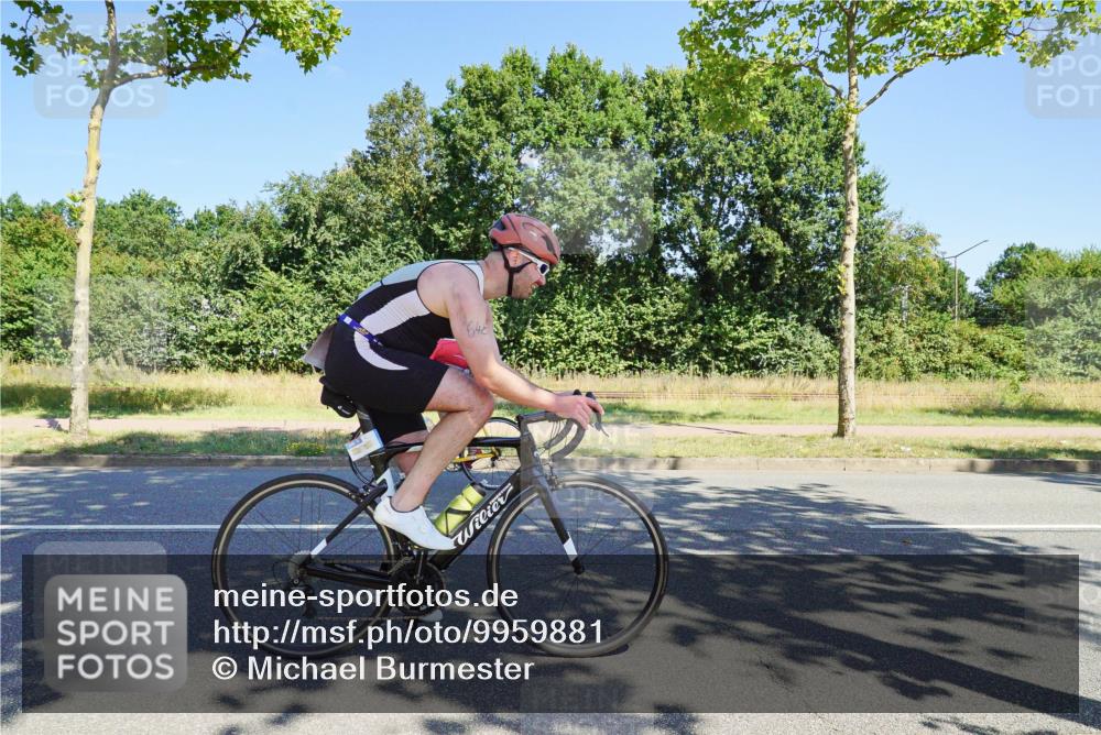 09.08.2026 - GEWOBA Citytriathlon Bremen Michael Burmester http://msf.ph/oto/9959881 09.08.2026 12:33:42 Radfahren 583, 615, 648, 679, 717, 750, 784, 1006 meine-sportfotos.de