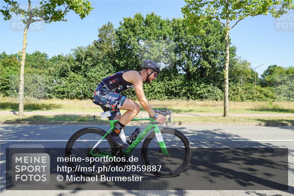 09.08.2026 - GEWOBA Citytriathlon Bremen Michael Burmester http://msf.ph/oto/9959887 09.08.2026 12:33:53 Radfahren 648, 750, 784, 914, 932, 1006, 1158 meine-sportfotos.de