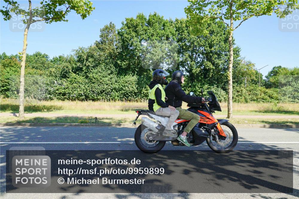 09.08.2026 - GEWOBA Citytriathlon Bremen Michael Burmester http://msf.ph/oto/9959899 09.08.2026 12:34:06 Radfahren 545, 655, 877, 914, 932, 1015, 1143, 1158 meine-sportfotos.de
