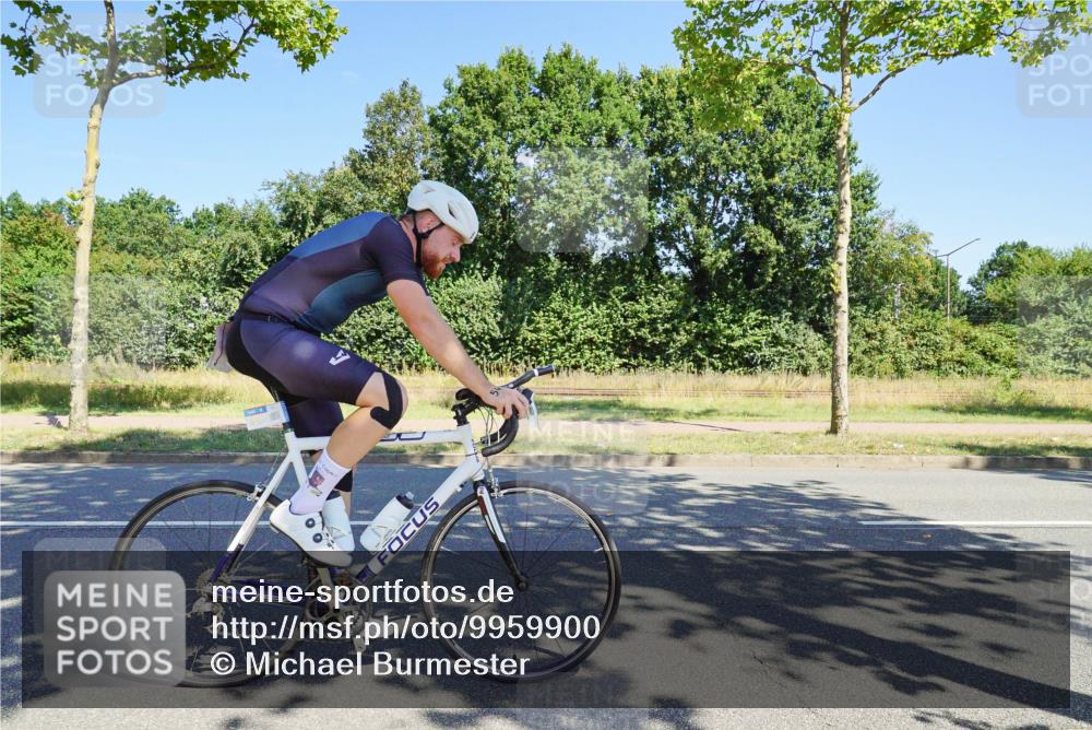 09.08.2026 - GEWOBA Citytriathlon Bremen Michael Burmester http://msf.ph/oto/9959900 09.08.2026 12:34:07 Radfahren 545, 655, 877, 914, 932, 1015, 1143, 1158 meine-sportfotos.de