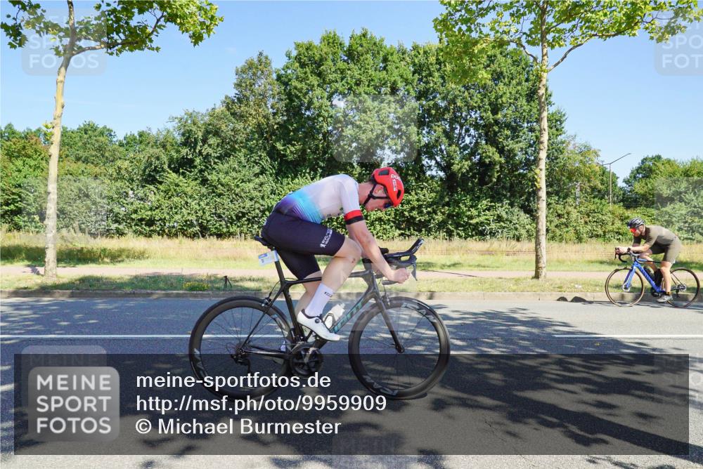 09.08.2026 - GEWOBA Citytriathlon Bremen Michael Burmester http://msf.ph/oto/9959909 09.08.2026 12:34:20 Radfahren 545, 569, 611, 733, 1013, 1015, 1130, 1143, 1160 meine-sportfotos.de