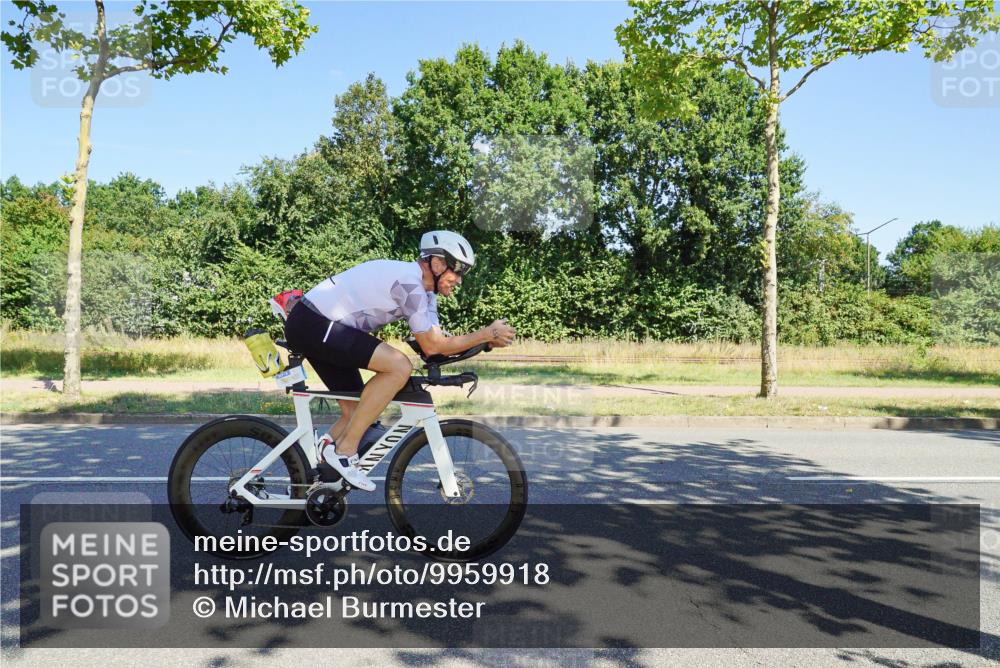 09.08.2026 - GEWOBA Citytriathlon Bremen Michael Burmester http://msf.ph/oto/9959918 09.08.2026 12:34:31 Radfahren 569, 611, 628, 716, 726, 733, 808, 1130, 1160 meine-sportfotos.de