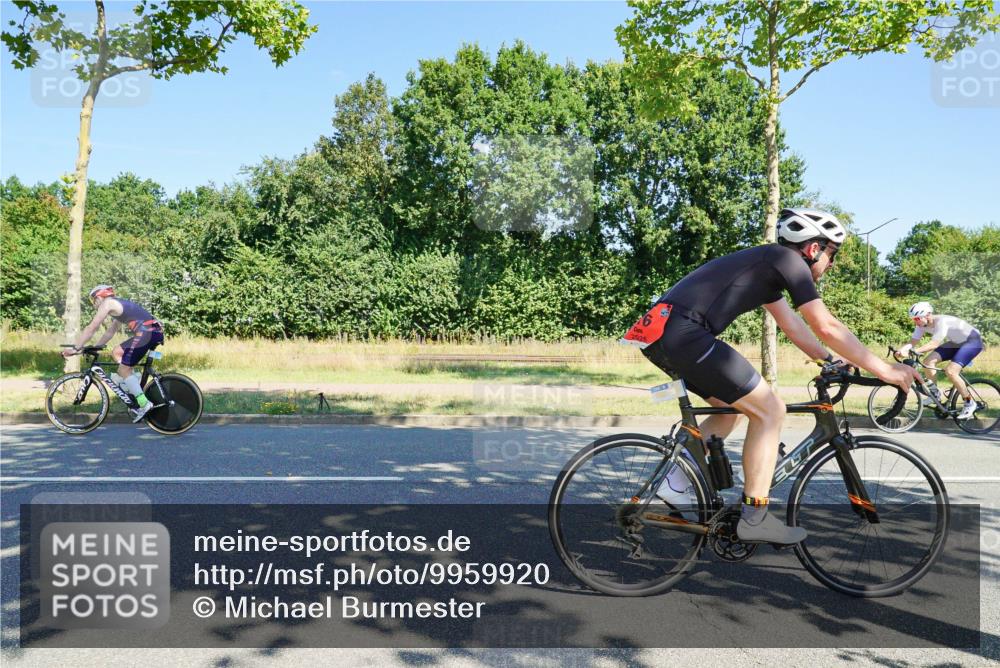 09.08.2026 - GEWOBA Citytriathlon Bremen Michael Burmester http://msf.ph/oto/9959920 09.08.2026 12:34:33 Radfahren 569, 628, 716, 726, 733, 808, 1130, 1160 meine-sportfotos.de