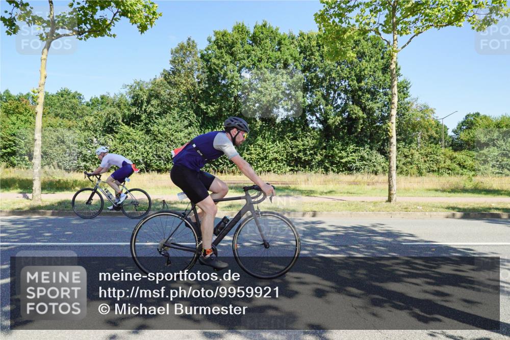 09.08.2026 - GEWOBA Citytriathlon Bremen Michael Burmester http://msf.ph/oto/9959921 09.08.2026 12:34:33 Radfahren 569, 628, 716, 726, 733, 808, 1130, 1160 meine-sportfotos.de