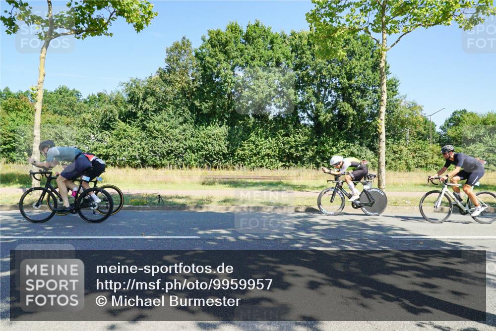 09.08.2026 - GEWOBA Citytriathlon Bremen Michael Burmester http://msf.ph/oto/9959957 09.08.2026 12:35:31 Radfahren 552, 600, 739, 773, 777, 826, 987 meine-sportfotos.de