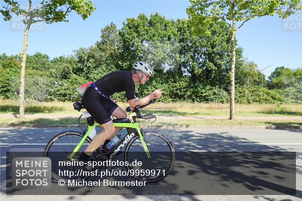 09.08.2026 - GEWOBA Citytriathlon Bremen Michael Burmester http://msf.ph/oto/9959971 09.08.2026 12:35:50 Radfahren 552, 595, 758, 803, 814, 820, 869, 895 meine-sportfotos.de