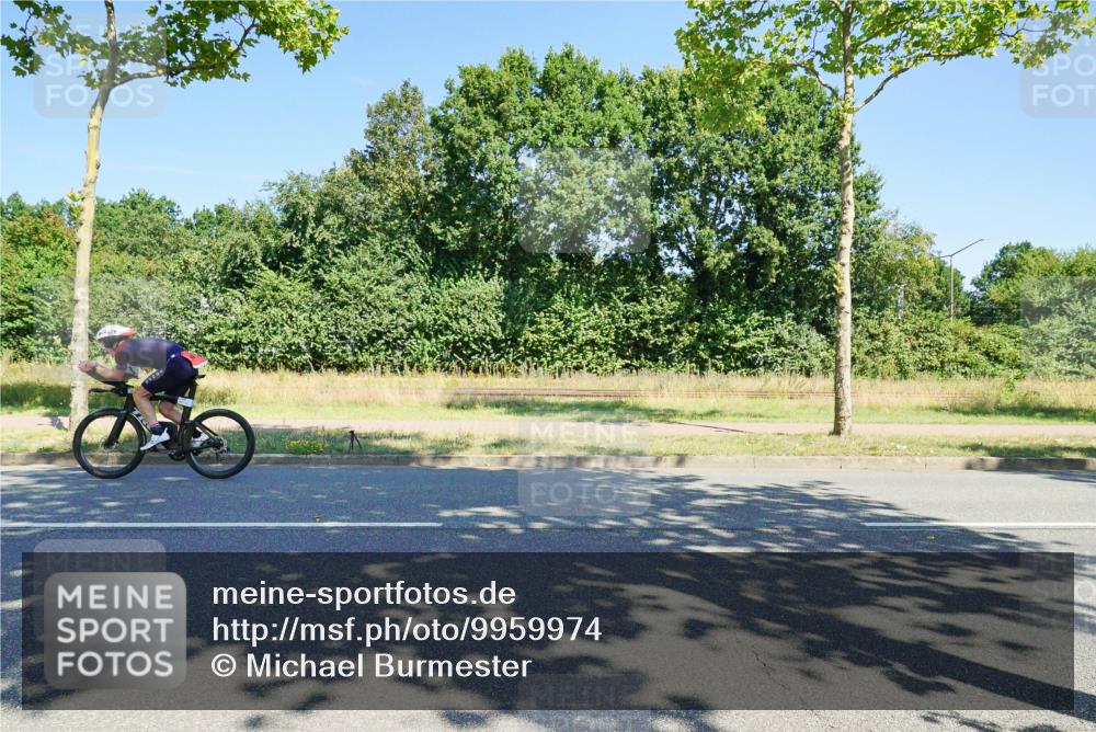 09.08.2026 - GEWOBA Citytriathlon Bremen Michael Burmester http://msf.ph/oto/9959974 09.08.2026 12:35:54 Radfahren 595, 758, 803, 814, 820, 869, 895, 901, 918, 1009, 1155 meine-sportfotos.de