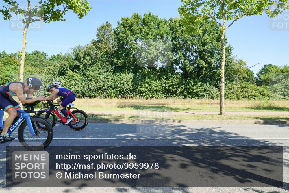 09.08.2026 - GEWOBA Citytriathlon Bremen Michael Burmester http://msf.ph/oto/9959978 09.08.2026 12:36:00 Radfahren 564, 595, 737, 803, 820, 869, 901, 918, 981, 1009, 1155 meine-sportfotos.de