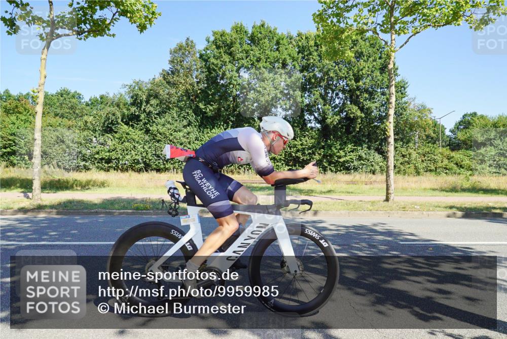 09.08.2026 - GEWOBA Citytriathlon Bremen Michael Burmester http://msf.ph/oto/9959985 09.08.2026 12:36:13 Radfahren 560, 562, 564, 565, 682, 737, 781, 901, 948, 981, 1110, 1119, 1139 meine-sportfotos.de