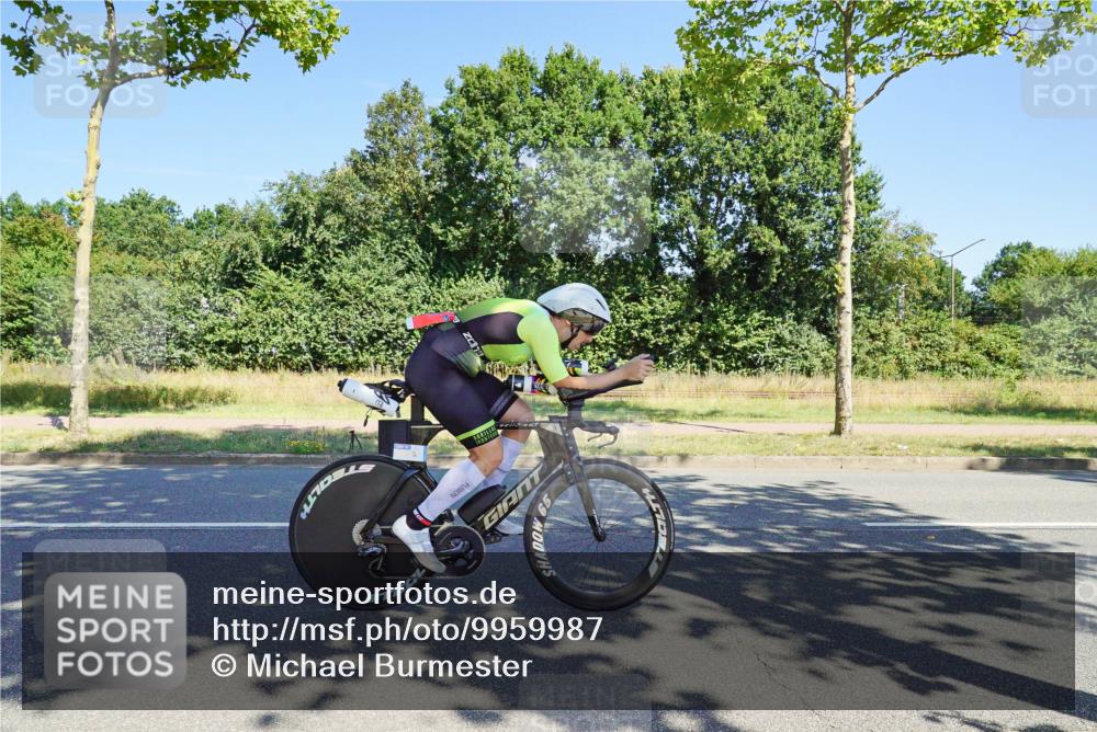 09.08.2026 - GEWOBA Citytriathlon Bremen Michael Burmester http://msf.ph/oto/9959987 09.08.2026 12:36:15 Radfahren 560, 562, 564, 565, 682, 737, 748, 781, 948, 981, 1110, 1119, 1139 meine-sportfotos.de