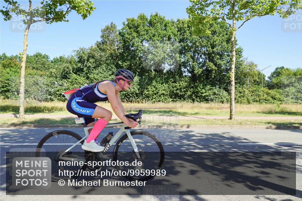09.08.2026 - GEWOBA Citytriathlon Bremen Michael Burmester http://msf.ph/oto/9959989 09.08.2026 12:36:16 Radfahren 560, 562, 565, 668, 682, 737, 748, 781, 948, 981, 1110, 1119, 1139 meine-sportfotos.de