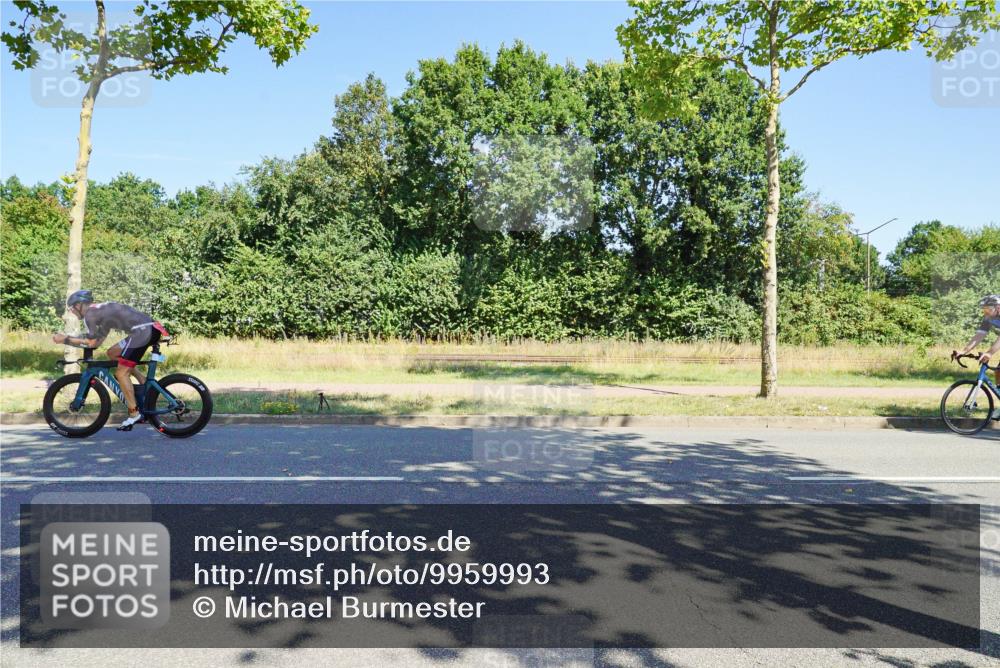 09.08.2026 - GEWOBA Citytriathlon Bremen Michael Burmester http://msf.ph/oto/9959993 09.08.2026 12:36:22 Radfahren 560, 562, 668, 673, 682, 748, 749, 780, 781, 864, 948, 1110, 1118, 1119, 1139 meine-sportfotos.de
