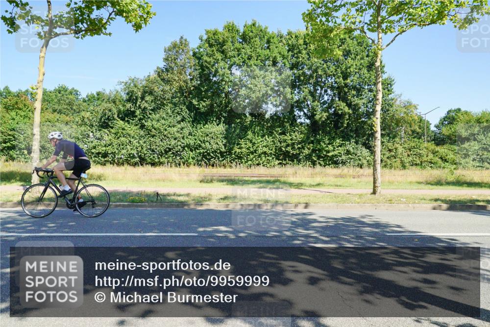 09.08.2026 - GEWOBA Citytriathlon Bremen Michael Burmester http://msf.ph/oto/9959999 09.08.2026 12:36:27 Radfahren 560, 562, 668, 673, 682, 748, 749, 780, 864, 948, 979, 1110, 1118, 1129, 1139, 1146 meine-sportfotos.de