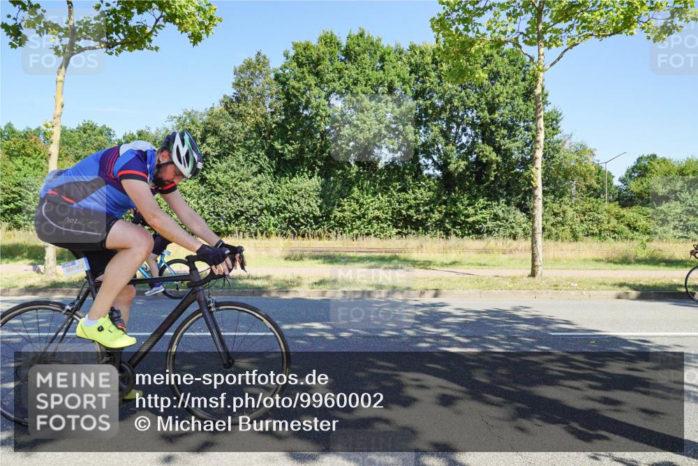 09.08.2026 - GEWOBA Citytriathlon Bremen Michael Burmester http://msf.ph/oto/9960002 09.08.2026 12:36:29 Radfahren 653, 668, 673, 682, 748, 749, 780, 864, 979, 1110, 1118, 1129, 1139, 1146 meine-sportfotos.de