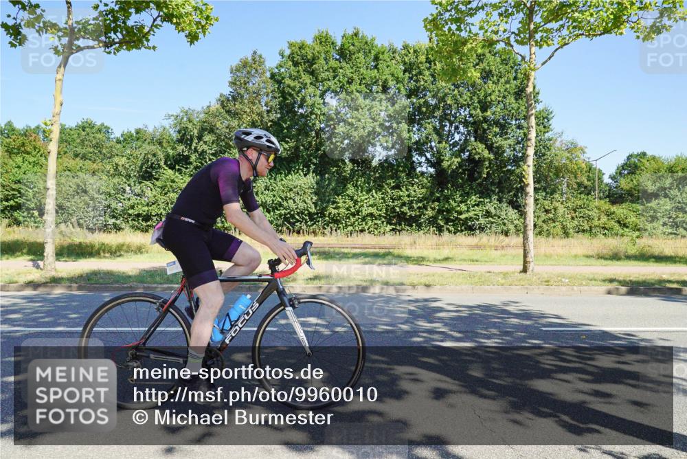 09.08.2026 - GEWOBA Citytriathlon Bremen Michael Burmester http://msf.ph/oto/9960010 09.08.2026 12:36:41 Radfahren 653, 699, 861, 970, 979, 1005, 1118, 1129, 1146 meine-sportfotos.de