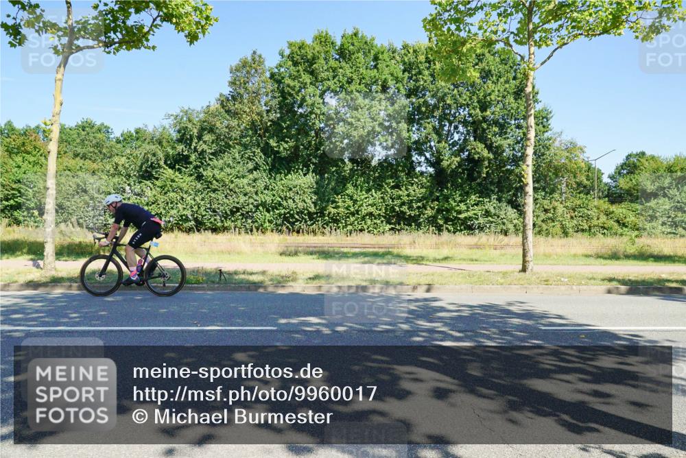 09.08.2026 - GEWOBA Citytriathlon Bremen Michael Burmester http://msf.ph/oto/9960017 09.08.2026 12:36:56 Radfahren 699, 823, 861, 872, 943, 970, 1147 meine-sportfotos.de