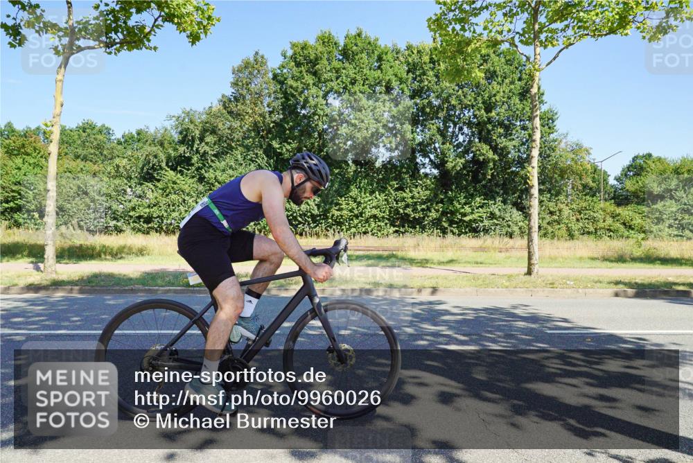 09.08.2026 - GEWOBA Citytriathlon Bremen Michael Burmester http://msf.ph/oto/9960026 09.08.2026 12:37:09 Radfahren 566, 568, 728, 744, 787, 788, 812, 823, 872, 1126, 1142 meine-sportfotos.de