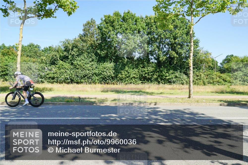 09.08.2026 - GEWOBA Citytriathlon Bremen Michael Burmester http://msf.ph/oto/9960036 09.08.2026 12:37:18 Radfahren 566, 568, 627, 728, 744, 788, 790, 792, 812, 839, 938, 1126, 1142 meine-sportfotos.de