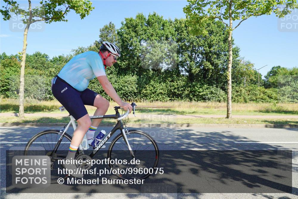 09.08.2026 - GEWOBA Citytriathlon Bremen Michael Burmester http://msf.ph/oto/9960075 09.08.2026 12:38:14 Radfahren 596, 603, 672, 762, 763, 806, 886, 897, 911, 960, 1113 meine-sportfotos.de