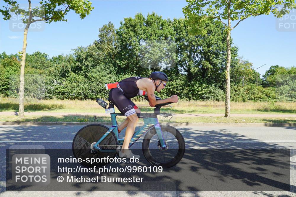 09.08.2026 - GEWOBA Citytriathlon Bremen Michael Burmester http://msf.ph/oto/9960109 09.08.2026 12:39:01 Radfahren 694, 759, 770, 776, 798, 902, 931, 1124 meine-sportfotos.de