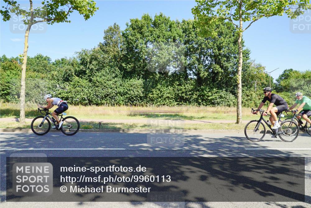 09.08.2026 - GEWOBA Citytriathlon Bremen Michael Burmester http://msf.ph/oto/9960113 09.08.2026 12:39:09 Radfahren 664, 694, 759, 770, 776, 902, 931, 1124 meine-sportfotos.de