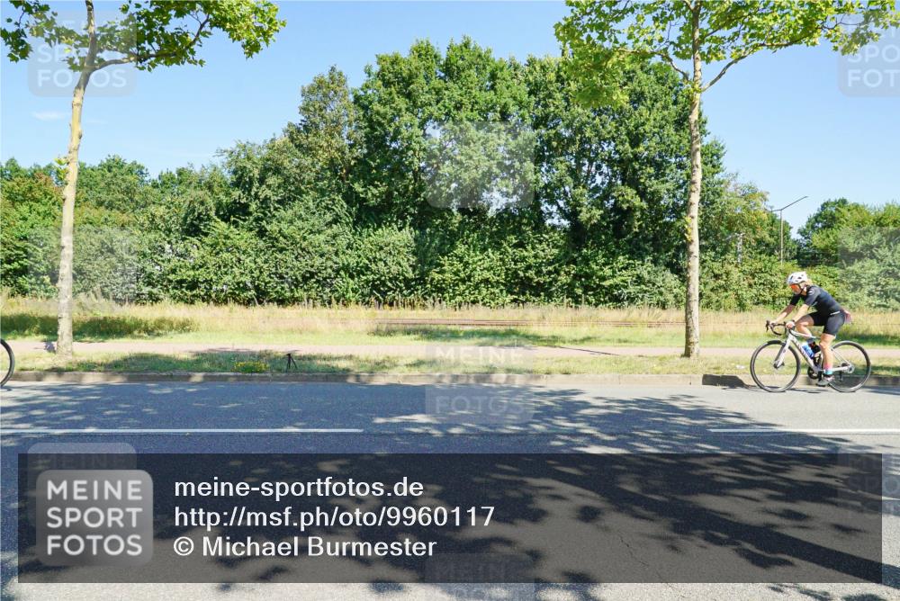 09.08.2026 - GEWOBA Citytriathlon Bremen Michael Burmester http://msf.ph/oto/9960117 09.08.2026 12:39:12 Radfahren 664, 694, 759, 770, 776, 817, 931, 1124 meine-sportfotos.de