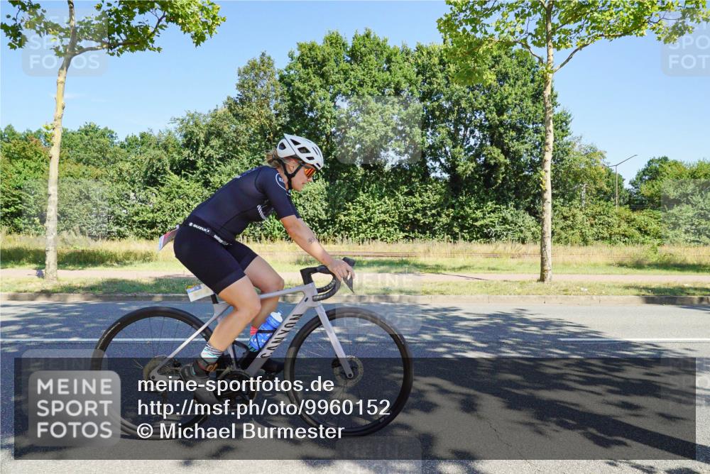 09.08.2026 - GEWOBA Citytriathlon Bremen Michael Burmester http://msf.ph/oto/9960152 09.08.2026 12:40:02 Radfahren 675, 696, 796, 876, 968, 972, 1012, 1120, 1132, 1154 meine-sportfotos.de