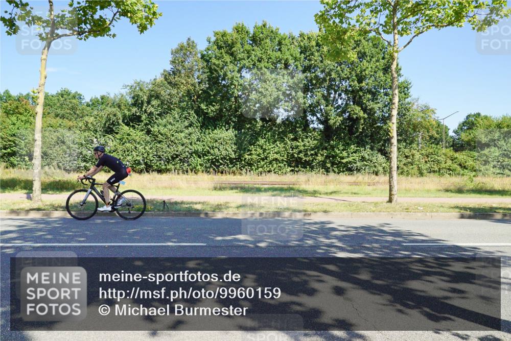09.08.2026 - GEWOBA Citytriathlon Bremen Michael Burmester http://msf.ph/oto/9960159 09.08.2026 12:40:14 Radfahren 626, 675, 743, 761, 789, 876, 953, 968, 1115, 1120, 1127, 1132 meine-sportfotos.de