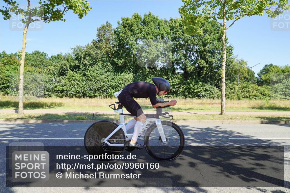 09.08.2026 - GEWOBA Citytriathlon Bremen Michael Burmester http://msf.ph/oto/9960160 09.08.2026 12:40:14 Radfahren 626, 675, 743, 761, 789, 876, 953, 968, 1115, 1120, 1127, 1132 meine-sportfotos.de