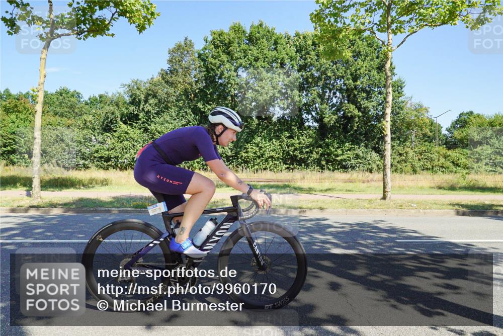 09.08.2026 - GEWOBA Citytriathlon Bremen Michael Burmester http://msf.ph/oto/9960170 09.08.2026 12:40:27 Radfahren 626, 671, 701, 707, 743, 789, 809, 819, 888, 919, 953, 954, 1115, 1127 meine-sportfotos.de