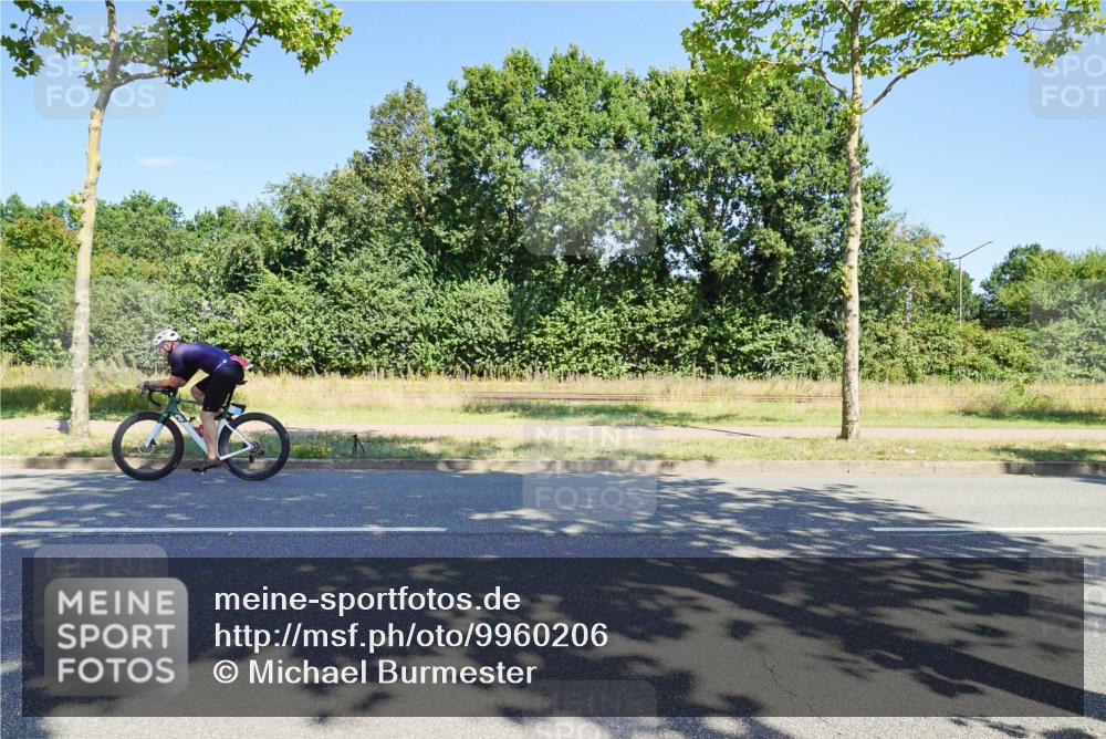 09.08.2026 - GEWOBA Citytriathlon Bremen Michael Burmester http://msf.ph/oto/9960206 09.08.2026 12:41:28 Radfahren 548, 602, 702, 711, 740, 767, 915, 933, 982, 1020, 1159 meine-sportfotos.de